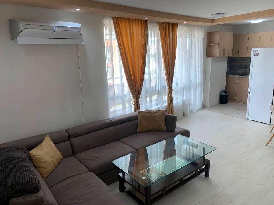 https://calistaestate.bg/pic/properties/33732/33732_imported_image_1.jpeg